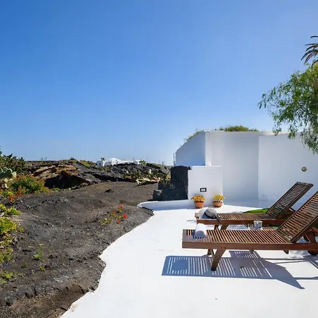 Estudio Tegoyo Apartment Macher