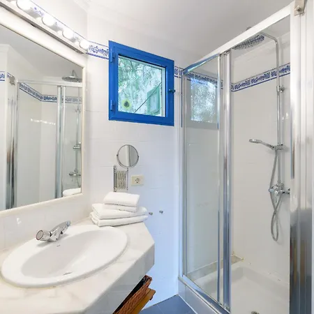 Estudio Tegoyo Apartment Macher